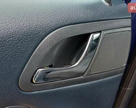 Синий Шкода Октавия, объемом двигателя 1.6 л и пробегом 237 тыс. км за 5250 $, фото 47 на Automoto.ua