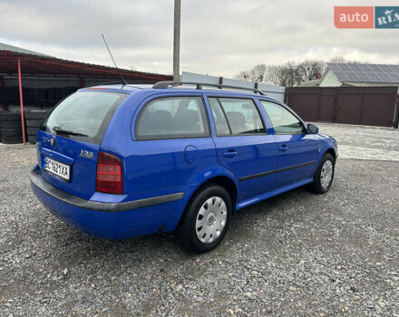 Синий Шкода Октавия, объемом двигателя 1.6 л и пробегом 285 тыс. км за 4600 $, фото 5 на Automoto.ua