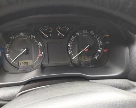 Синий Шкода Октавия, объемом двигателя 1.6 л и пробегом 218 тыс. км за 5800 $, фото 2 на Automoto.ua