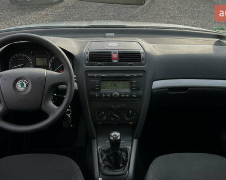 Синій Шкода Октавія, об'ємом двигуна 1.6 л та пробігом 212 тис. км за 6250 $, фото 43 на Automoto.ua