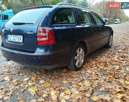 Синий Шкода Октавия, объемом двигателя 2 л и пробегом 383 тыс. км за 2750 $, фото 4 на Automoto.ua