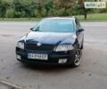 Синий Шкода Октавия, объемом двигателя 1.6 л и пробегом 300 тыс. км за 6100 $, фото 1 на Automoto.ua
