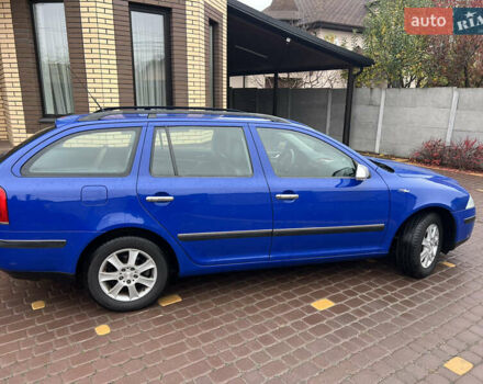 Синий Шкода Октавия, объемом двигателя 1.6 л и пробегом 220 тыс. км за 7200 $, фото 12 на Automoto.ua