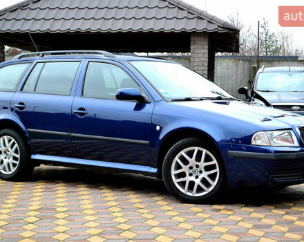 Синий Шкода Октавия, объемом двигателя 1.6 л и пробегом 237 тыс. км за 5250 $, фото 3 на Automoto.ua