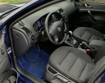 Синий Шкода Октавия, объемом двигателя 1.6 л и пробегом 280 тыс. км за 4500 $, фото 7 на Automoto.ua