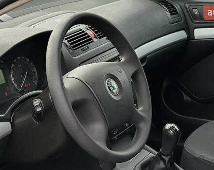 Синій Шкода Октавія, об'ємом двигуна 1.6 л та пробігом 212 тис. км за 6250 $, фото 50 на Automoto.ua