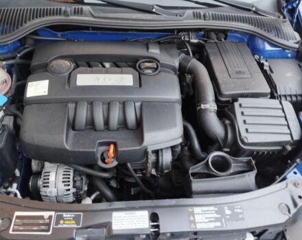 Синий Шкода Октавия, объемом двигателя 1.6 л и пробегом 220 тыс. км за 5800 $, фото 1 на Automoto.ua