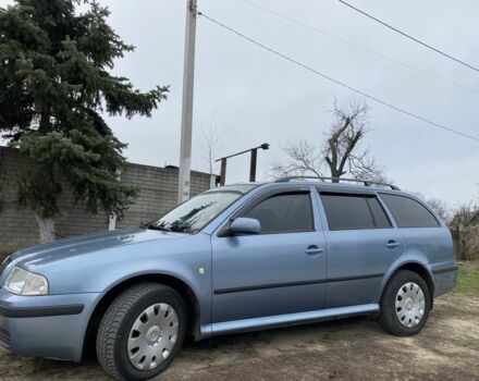 Синий Шкода Октавия, объемом двигателя 1.6 л и пробегом 254 тыс. км за 6000 $, фото 2 на Automoto.ua