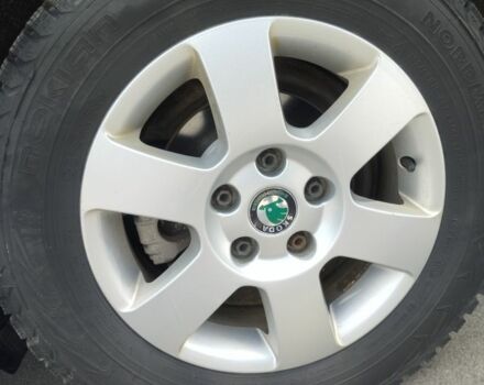 Синий Шкода Октавия, объемом двигателя 1.6 л и пробегом 220 тыс. км за 5800 $, фото 8 на Automoto.ua