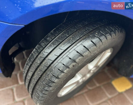 Синий Шкода Октавия, объемом двигателя 1.6 л и пробегом 220 тыс. км за 7200 $, фото 5 на Automoto.ua