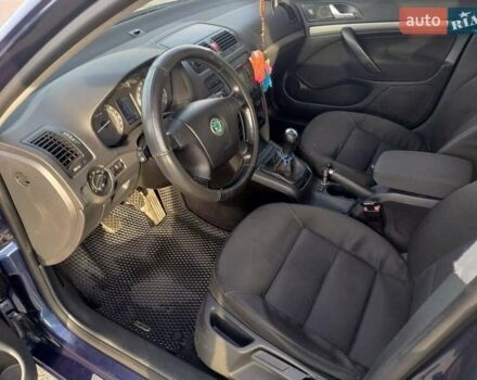 Синій Шкода Октавія, об'ємом двигуна 1.6 л та пробігом 285 тис. км за 7199 $, фото 5 на Automoto.ua