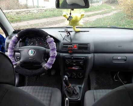 Синий Шкода Октавия, объемом двигателя 1.6 л и пробегом 218 тыс. км за 5800 $, фото 1 на Automoto.ua