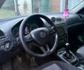 Синий Шкода Октавия, объемом двигателя 1.6 л и пробегом 218 тыс. км за 5000 $, фото 8 на Automoto.ua
