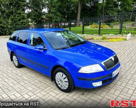 Синій Шкода Октавія, об'ємом двигуна 1.6 л та пробігом 266 тис. км за 5500 $, фото 1 на Automoto.ua