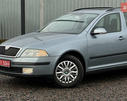 Синій Шкода Октавія, об'ємом двигуна 1.6 л та пробігом 212 тис. км за 6250 $, фото 3 на Automoto.ua