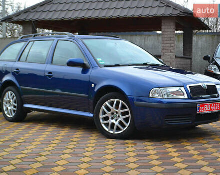 Синий Шкода Октавия, объемом двигателя 1.6 л и пробегом 237 тыс. км за 5250 $, фото 2 на Automoto.ua