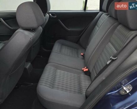 Синий Шкода Октавия, объемом двигателя 1.6 л и пробегом 205 тыс. км за 4999 $, фото 24 на Automoto.ua