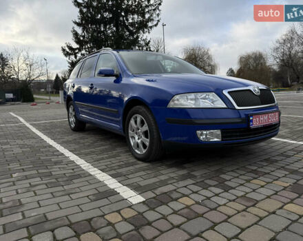 Синий Шкода Октавия, объемом двигателя 0 л и пробегом 235 тыс. км за 6500 $, фото 2 на Automoto.ua