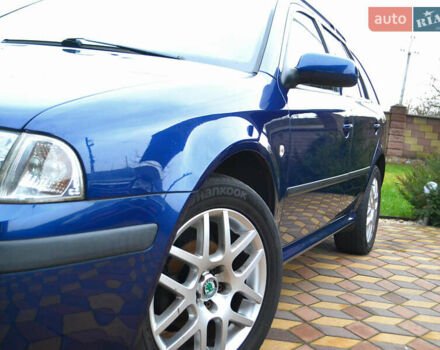 Синий Шкода Октавия, объемом двигателя 1.6 л и пробегом 237 тыс. км за 5250 $, фото 16 на Automoto.ua