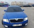 Синий Шкода Октавия, объемом двигателя 1.6 л и пробегом 201 тыс. км за 5600 $, фото 1 на Automoto.ua
