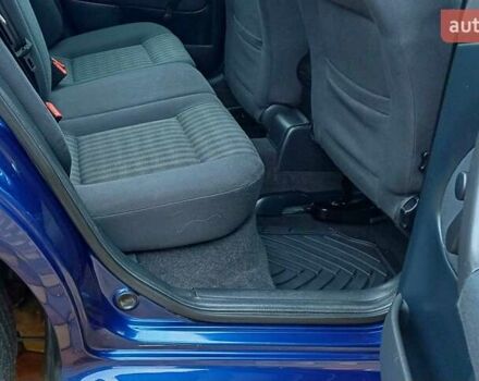 Синий Шкода Октавия, объемом двигателя 1.6 л и пробегом 237 тыс. км за 5250 $, фото 60 на Automoto.ua