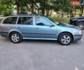 Синий Шкода Октавия, объемом двигателя 1.6 л и пробегом 333 тыс. км за 5500 $, фото 1 на Automoto.ua