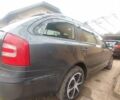 Синій Шкода Октавія, об'ємом двигуна 1.6 л та пробігом 274 тис. км за 5800 $, фото 2 на Automoto.ua