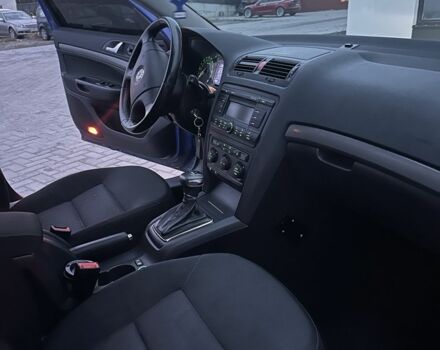 Синий Шкода Октавия, объемом двигателя 2 л и пробегом 281 тыс. км за 3399 $, фото 8 на Automoto.ua