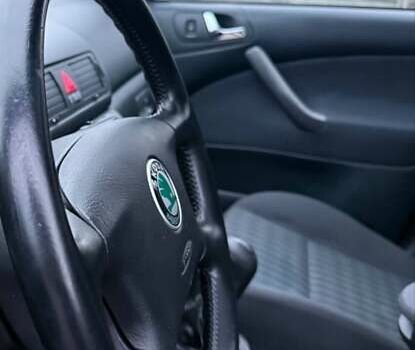 Синий Шкода Октавия, объемом двигателя 1.6 л и пробегом 186 тыс. км за 5500 $, фото 17 на Automoto.ua