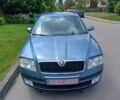 Синий Шкода Октавия, объемом двигателя 0 л и пробегом 200 тыс. км за 6100 $, фото 1 на Automoto.ua