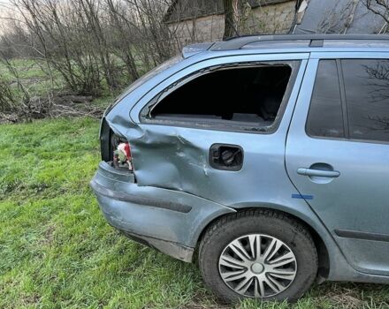 Синий Шкода Октавия, объемом двигателя 1.9 л и пробегом 300 тыс. км за 2500 $, фото 4 на Automoto.ua