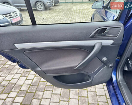 Синий Шкода Октавия, объемом двигателя 1.6 л и пробегом 227 тыс. км за 6200 $, фото 22 на Automoto.ua