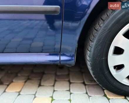 Синий Шкода Октавия, объемом двигателя 1.6 л и пробегом 184 тыс. км за 5450 $, фото 4 на Automoto.ua