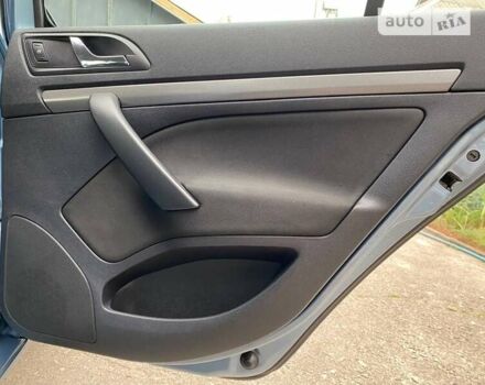 Синий Шкода Октавия, объемом двигателя 1.6 л и пробегом 180 тыс. км за 8800 $, фото 10 на Automoto.ua