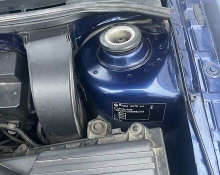 Синій Шкода Октавія, об'ємом двигуна 1.6 л та пробігом 174 тис. км за 5500 $, фото 12 на Automoto.ua