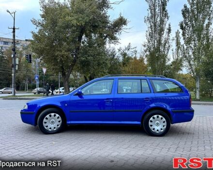 Синий Шкода Октавия, объемом двигателя 1.6 л и пробегом 224 тыс. км за 6650 $, фото 2 на Automoto.ua