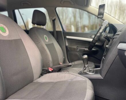 Синій Шкода Октавія, об'ємом двигуна 1.6 л та пробігом 247 тис. км за 6200 $, фото 12 на Automoto.ua