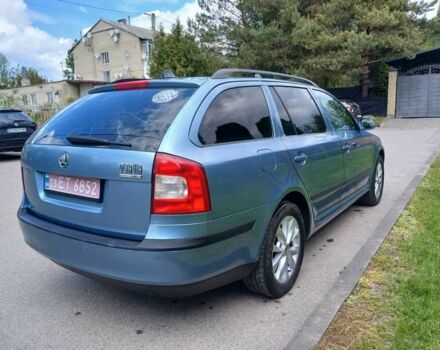 Синий Шкода Октавия, объемом двигателя 0 л и пробегом 200 тыс. км за 6100 $, фото 2 на Automoto.ua