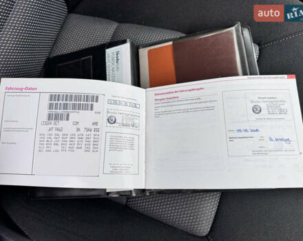 Синий Шкода Октавия, объемом двигателя 1.6 л и пробегом 227 тыс. км за 6200 $, фото 35 на Automoto.ua