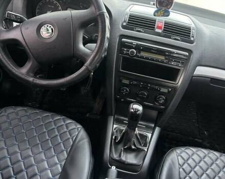 Синий Шкода Октавия, объемом двигателя 1.6 л и пробегом 300 тыс. км за 6000 $, фото 7 на Automoto.ua