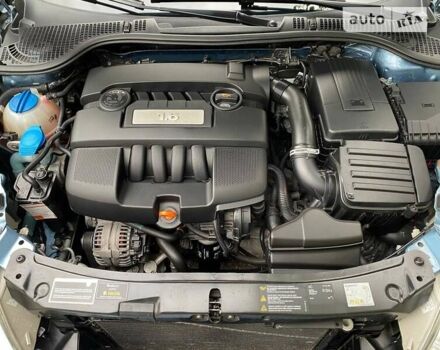 Синий Шкода Октавия, объемом двигателя 1.6 л и пробегом 180 тыс. км за 8800 $, фото 16 на Automoto.ua