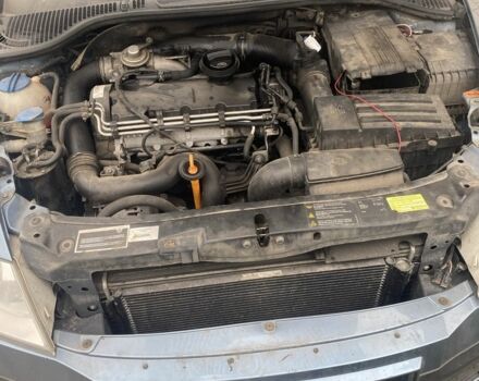 Синий Шкода Октавия, объемом двигателя 1.9 л и пробегом 300 тыс. км за 2950 $, фото 4 на Automoto.ua