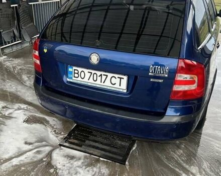 Синий Шкода Октавия, объемом двигателя 1.6 л и пробегом 300 тыс. км за 6000 $, фото 4 на Automoto.ua
