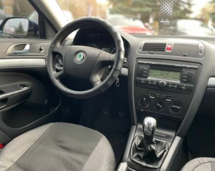 Синій Шкода Октавія, об'ємом двигуна 1.6 л та пробігом 247 тис. км за 6200 $, фото 18 на Automoto.ua