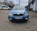 Синий Шкода Октавия, объемом двигателя 1.6 л и пробегом 253 тыс. км за 4600 $, фото 2 на Automoto.ua