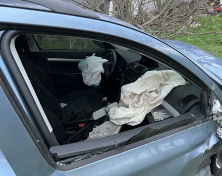 Синий Шкода Октавия, объемом двигателя 1.9 л и пробегом 300 тыс. км за 2500 $, фото 6 на Automoto.ua