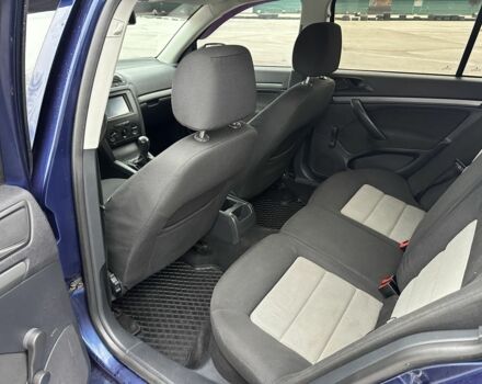 Синий Шкода Октавия, объемом двигателя 1.6 л и пробегом 246 тыс. км за 5500 $, фото 6 на Automoto.ua