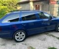 Синій Шкода Октавія, об'ємом двигуна 1.6 л та пробігом 293 тис. км за 6000 $, фото 1 на Automoto.ua
