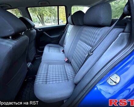 Синий Шкода Октавия, объемом двигателя 1.6 л и пробегом 224 тыс. км за 6650 $, фото 5 на Automoto.ua