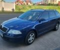 Синий Шкода Октавия, объемом двигателя 1.6 л и пробегом 245 тыс. км за 5900 $, фото 1 на Automoto.ua